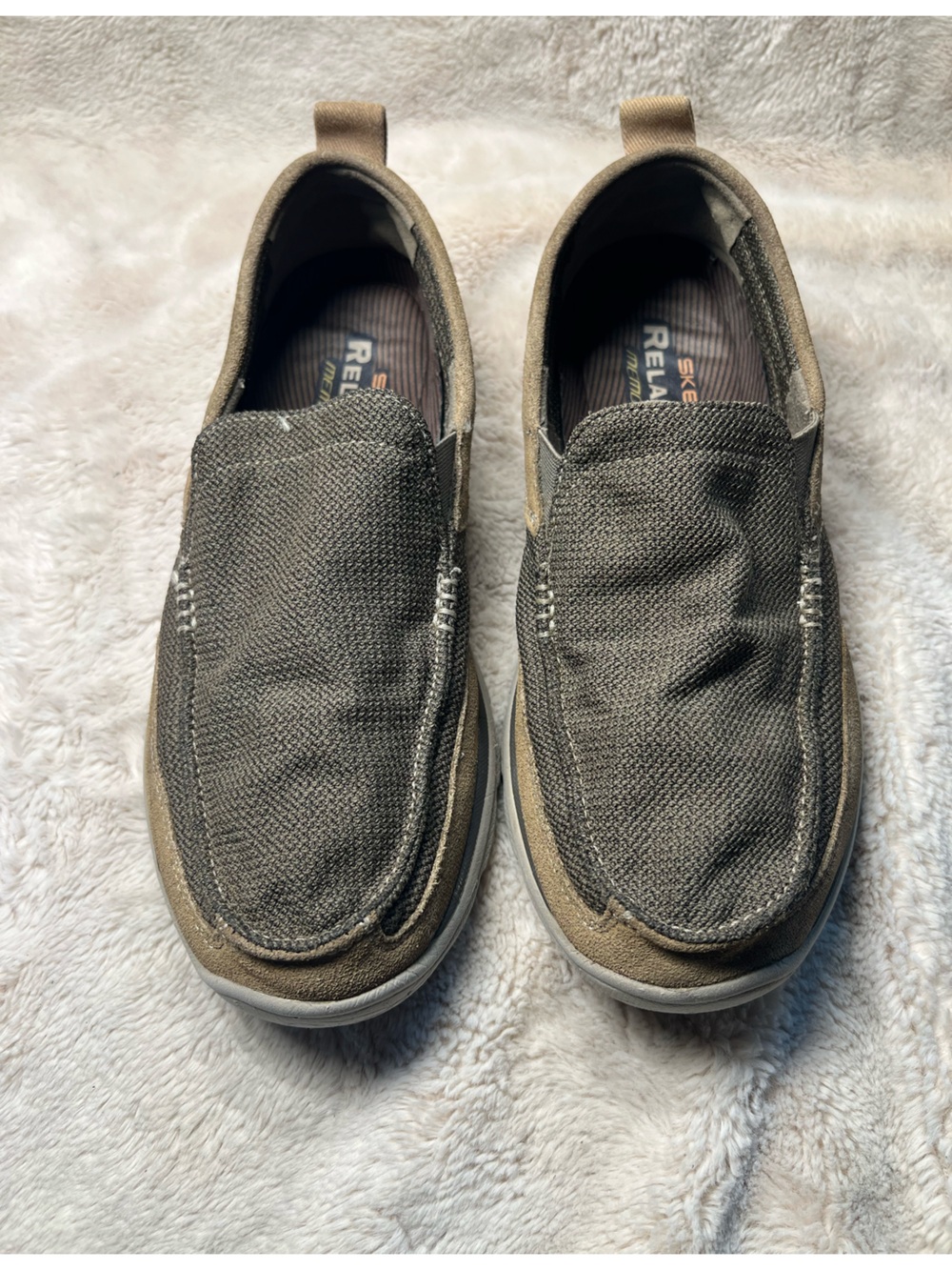Skechers mens boat shoes Size 9